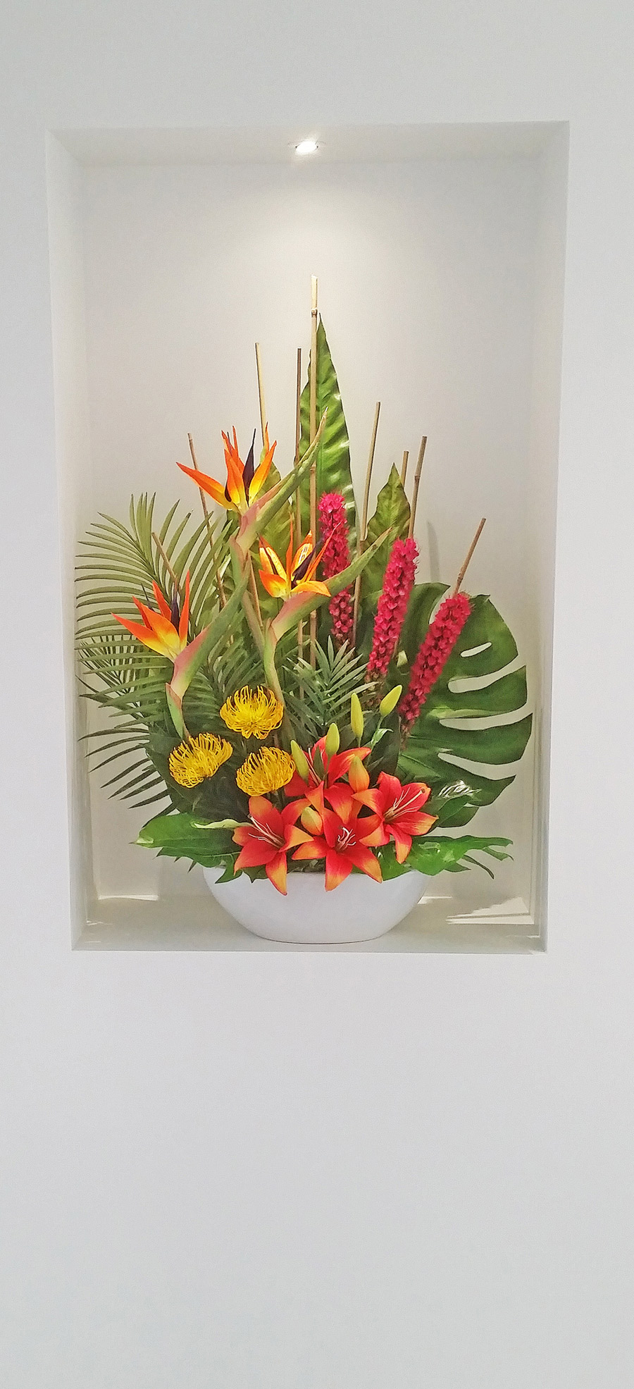 Floral-Tropical in fan shape 90cm