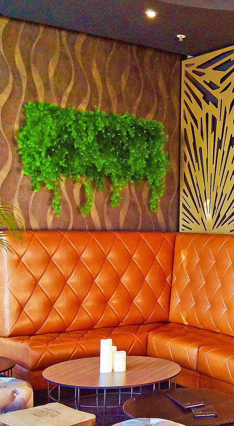 Living Walls- deluxe 120 x 120cm