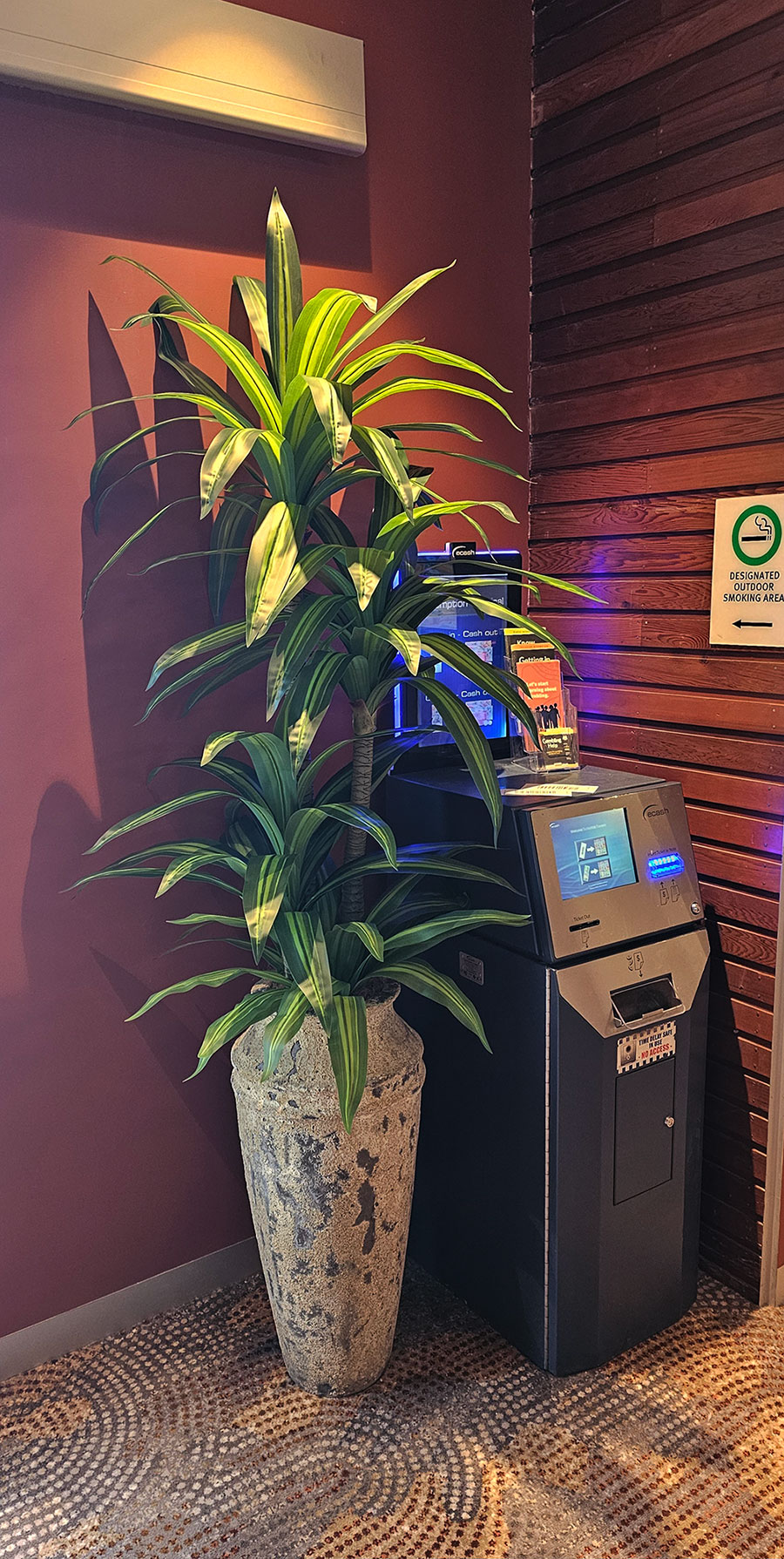 Happy Plant 1.9m quadruple-head