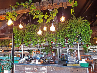 Green-Theme for funky urban bar